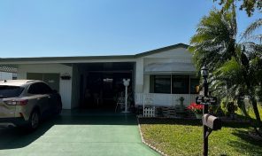 Two Bedroom/Two Bath Home of Merit in Hidden Golf