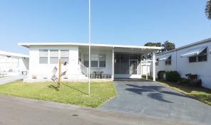 Manufactured home in Beacon Hill Colony 55+ Community