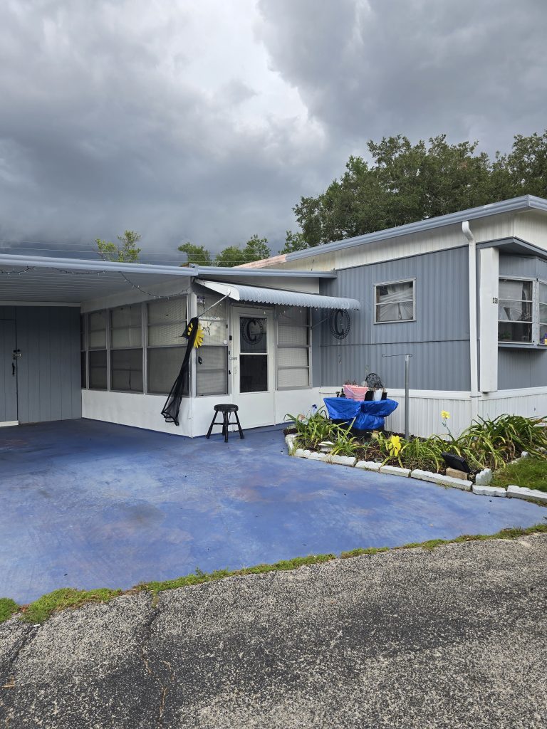 Welcome to your new home in the 55+ community of Colonial Village.