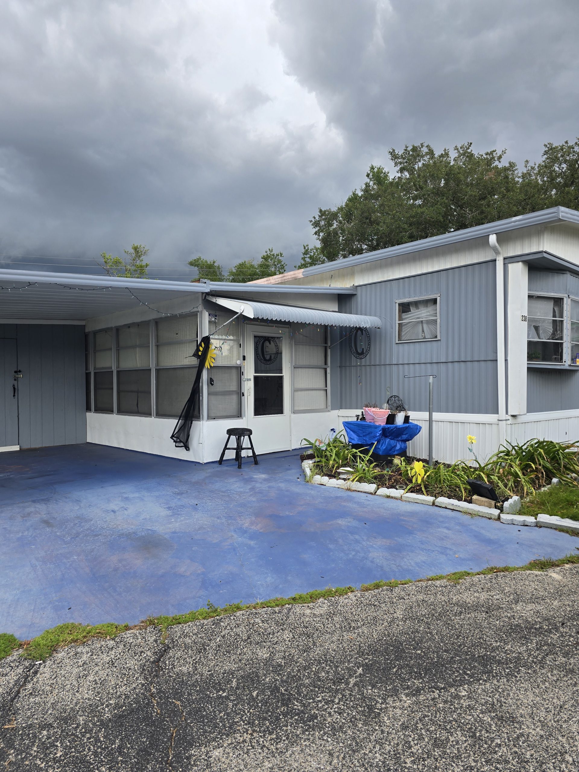 Welcome to your new home in the 55+ community of Colonial Village.