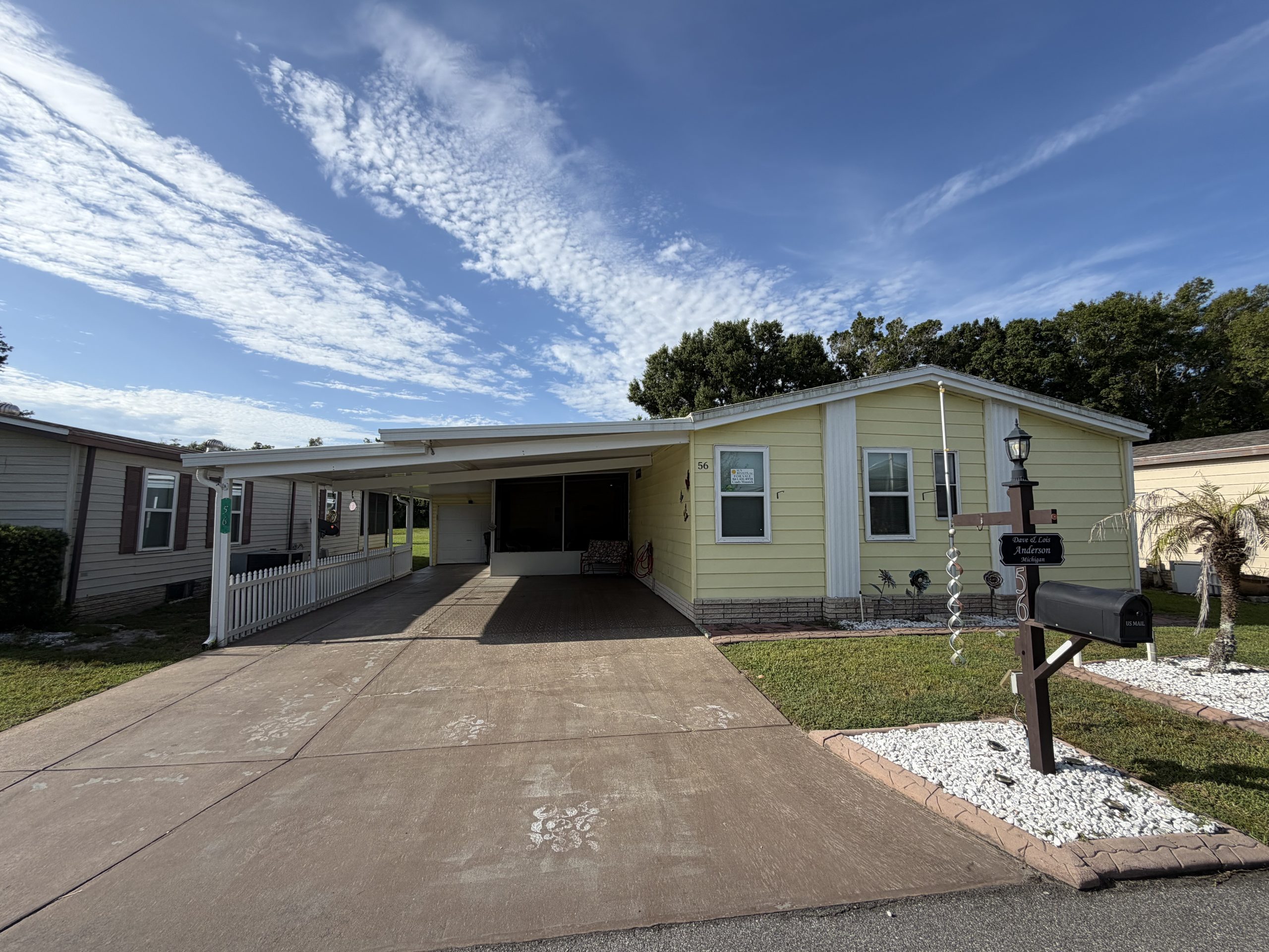 WELCOME — SPACIOUS, MOVE-IN READY & BEAUTIFULLY MAINTAINED!