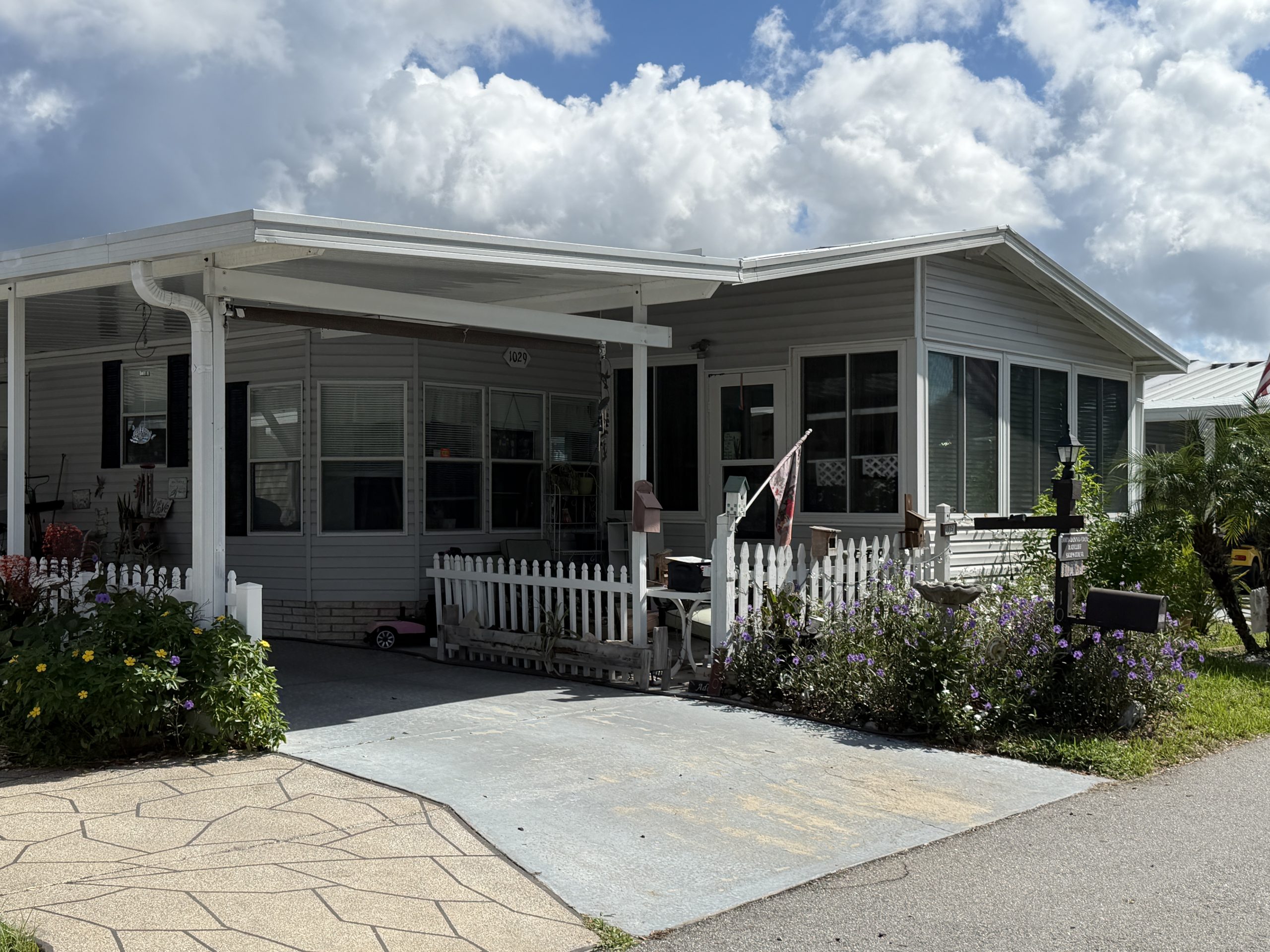 Beautifully Furnished 2-Bedroom, 2-Bath Home in Swiss Golf & Tennis!